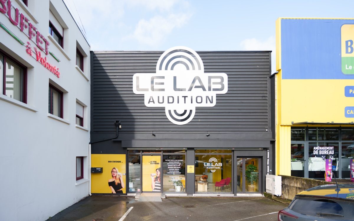 Façade du centre auditif Le Lab Audition à Pontivy