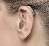 Contours d'oreilles avec solution appareil auditif